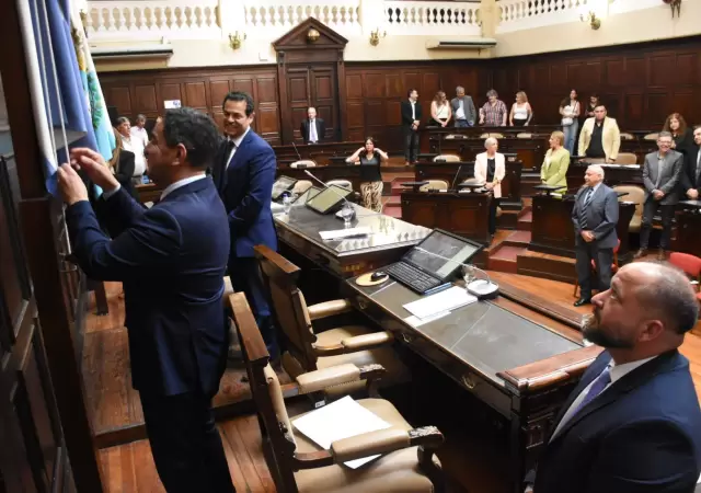 "Si pretendemos ser una provincia con tr�nsito hacia el exterior, hay que ponernos de acuerdo cuanto antes" (G. Vicchi)