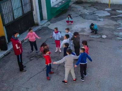 Cientos de ni�os esperan su nueva familia