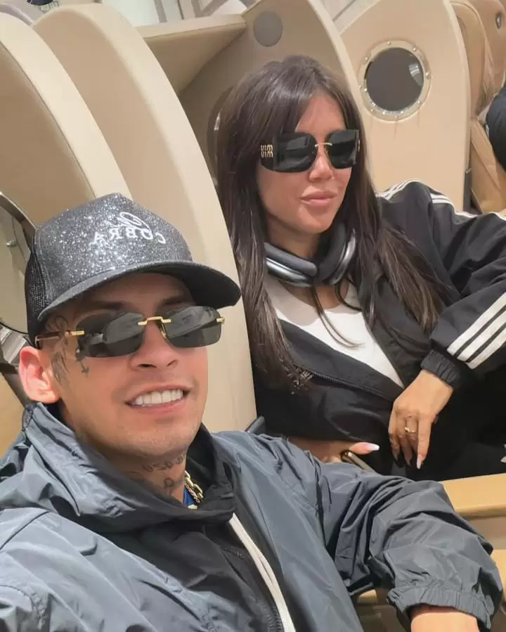 Elian Valenzuela volviendo de Punta del Este junto con su pareja Wanda Nara