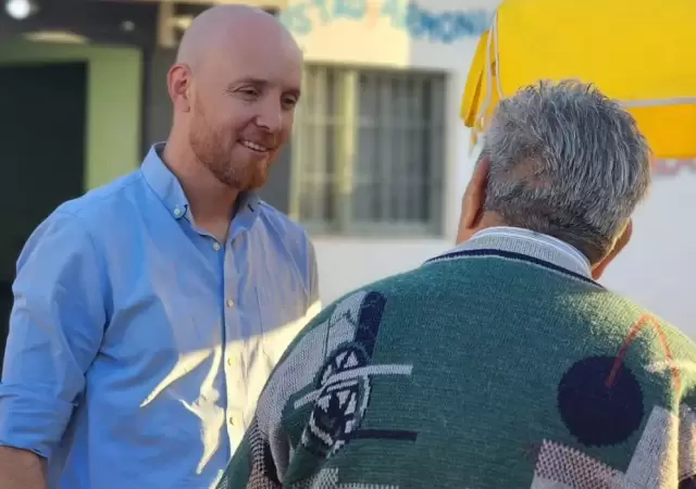 "La producci�n en nuestro departamento va de la mano de la petroqu�mica. Tenemos la segunda refiner�a m�s grande del pa�s, la de YPF" (E. Allasino)