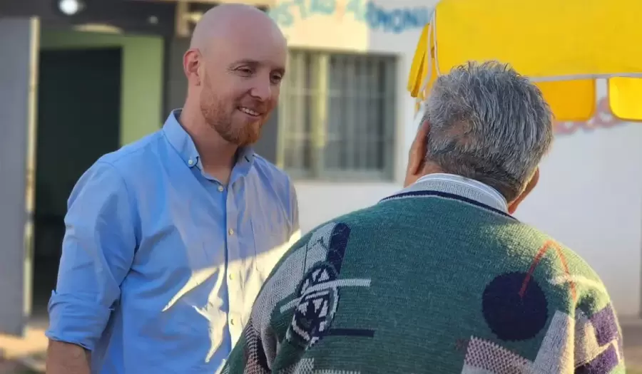 "La producci�n en nuestro departamento va de la mano de la petroqu�mica. Tenemos la segunda refiner�a m�s grande del pa�s, la de YPF" (E. Allasino)