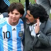 Homenaje "Eterno" de Messi a Maradona
