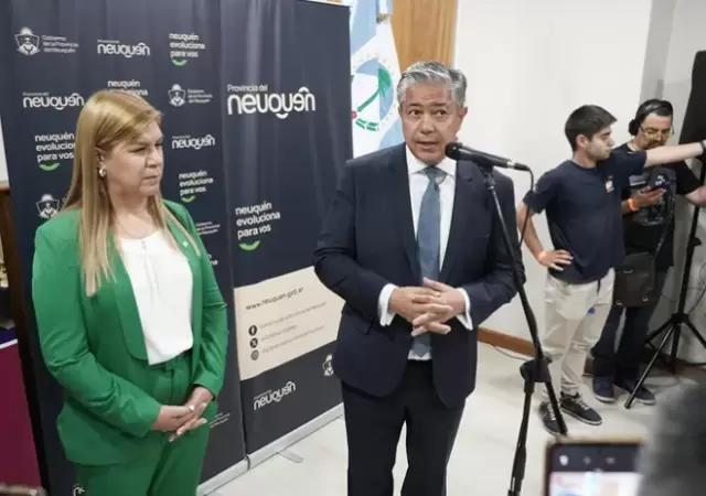 Gloria Ruiz y Rolando Figueroa hoy fuertemente enfrentados por un desv�o de fondos a una cuenta del hermano de la vicegobernadora.
