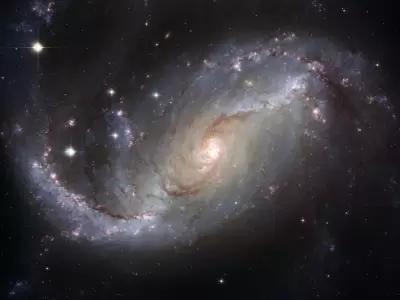 Fondo De Pantalla De Galaxia Gris Y Negro