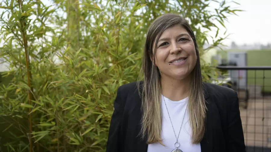 Ver�nica Razzini.