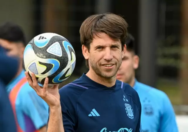 Diego Placente, el nuevo DT del Juvenil