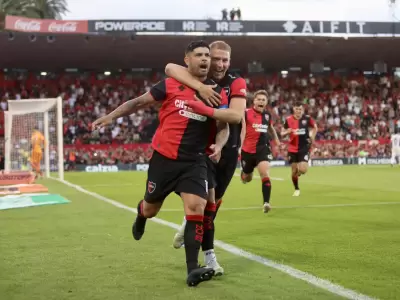 El festejo de Ever Banega tras abrir el marcador