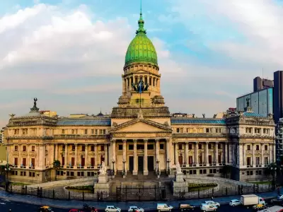 El DNU que habilita y da poderes al ministro de Econom�a para disponer de activos.