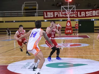 Rivadavia B�squet no pudo ante Provincial de Rosario.