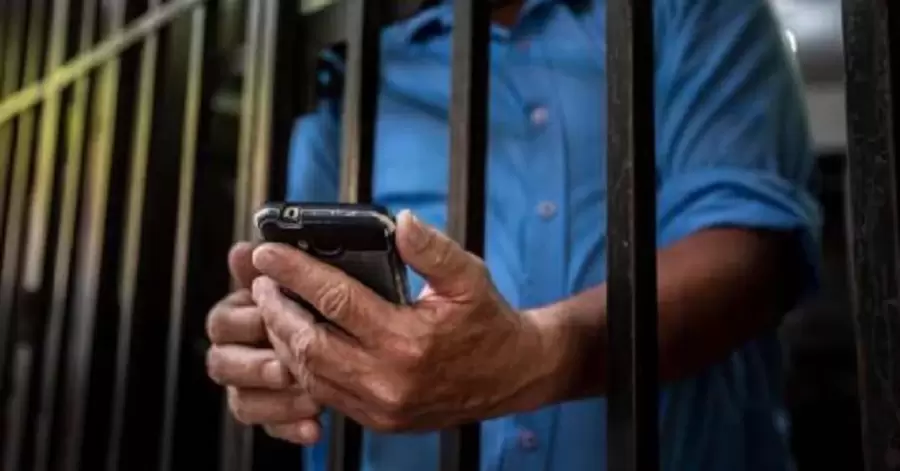 Celulares en los penales