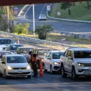 Dej� de estar prohibido el manos libres para conducir en Mendoza