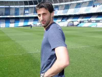 Diego MIlito es el nuevo titular de Racing
