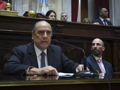 Francos informa al Senado