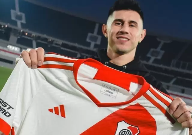 Adam Bareiro volvi� a River �Se queda?