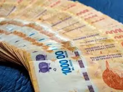 Pesos argentinos.