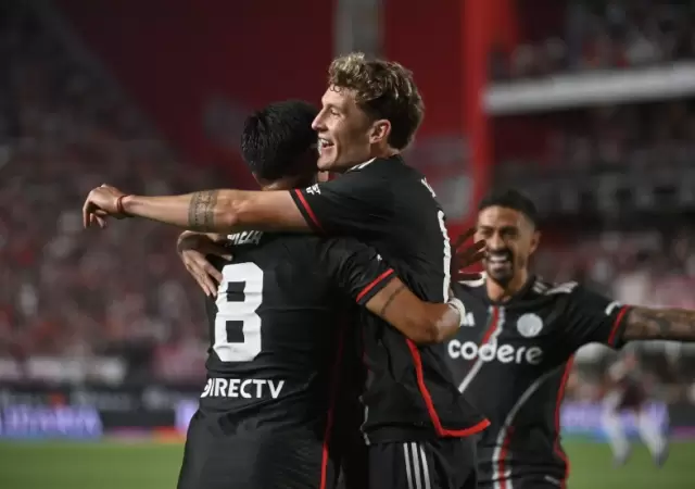River celebr� una victoria muy trabajada.