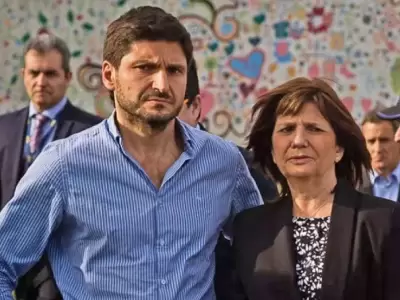 Presidencia confirm� que la ministra de Seguridad de la Naci�n y el gobernador de Santa Fe recibieron un video de una organizaci�n narco terrorista.