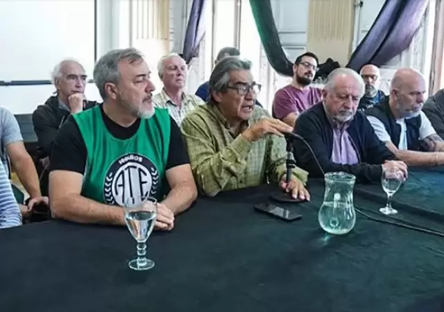 Las CTA y los movimientos sociales anuncian la movilizaci�n del 5 de diciembre a Plaza de Mayo.