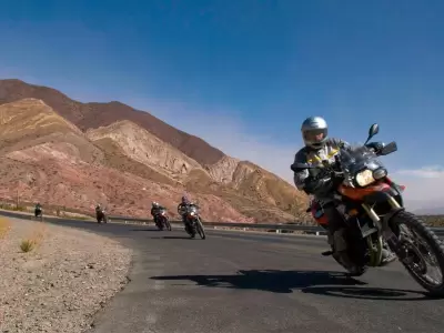 Motoqueros: el paisaje est� servido.