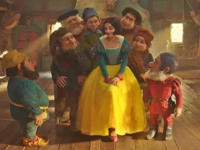 El nuevo tr�iler de Blancanieves revive la magia y pol�mica del cl�sico de Disney