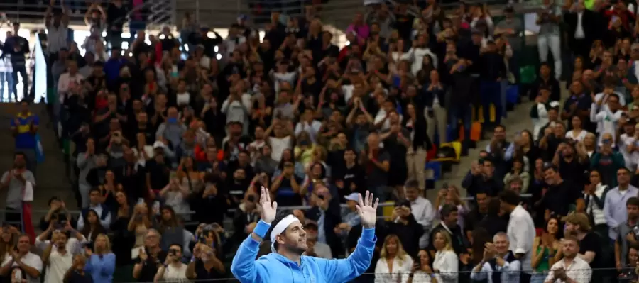 Juan Mart�n del Potro fue ovacionado por los presentes en su �ltimo desaf�o: "Ol�, ol�, ol�, ol�... Delpooo, Delpooo".