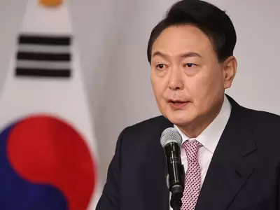 Yoon Suk Yeol