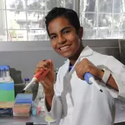 Tiene 12 a�os, y se convirti� en el bi�logo molecular m�s joven del mundo
