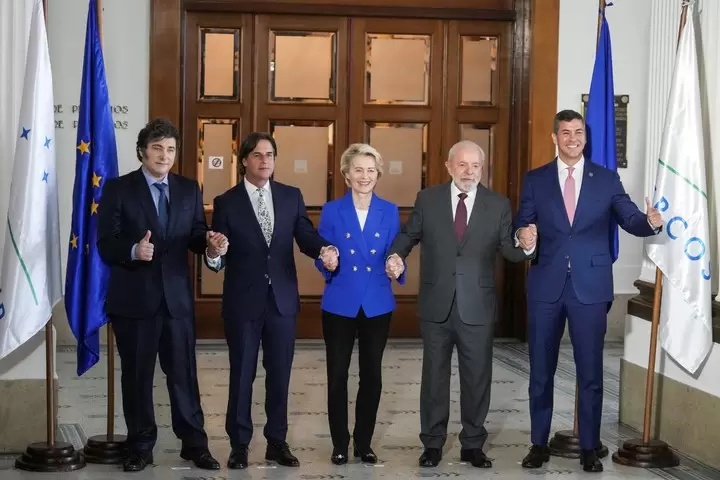 Pese al entusiasmo, aún queda un largo camino, cargado de obstáculos, para que el Acuerdo esté definitivamente vigente.