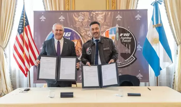 La "Carta de Oferta y Aceptaci�n" (LOA) garantiza la adquisici�n e integraci�n de sistemas y capacidades.