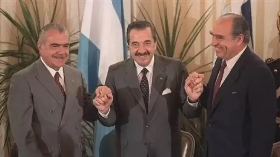 Sarney, Alfons�n y Sanguinetti, los precursores