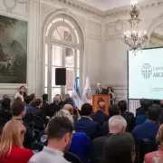Alcance global: trig�simo aniversario de los Cascos Blancos argentinos