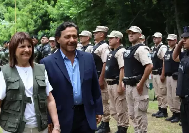 La Ministra de Seguridad junto al gobernador de Salta/