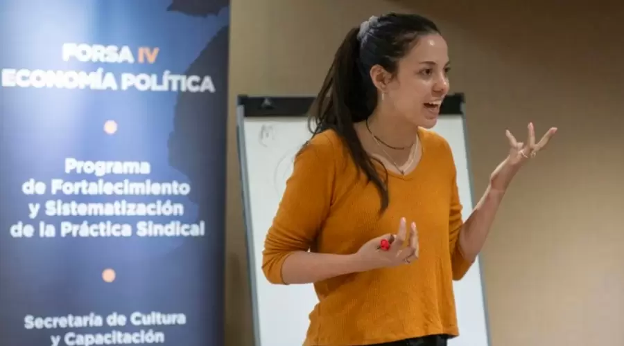 Aldana Denis, economista del CEPA y participante del análisis del primer año de la gestión de Milei (Foto: web)