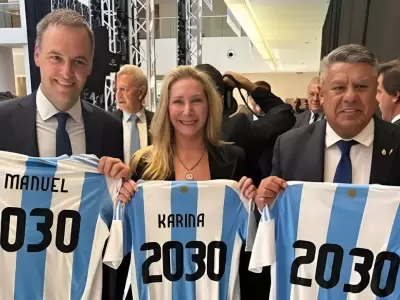 Claudio Tapia, Karina Milei y Manuel Adorni