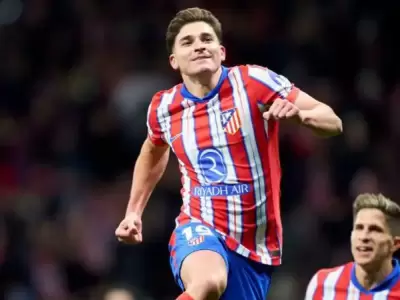 El Ni�o Juli�n clav� un golazo