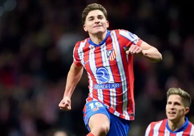 El Ni�o Juli�n clav� un golazo