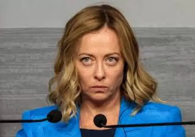 Giorgia Meloni se muestra con reservas respecto a la cruzada en defensa de la UE.