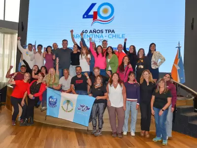 Los actores de la gran traves�a en aguas heladas.