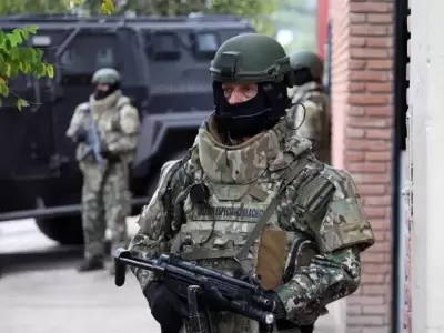El gendarme argentino secuestrado y el acoso a la embajada genera fuerte rechazo internacional.