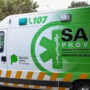 Retiro: el pol�gono de la Armada fue evacuado por un incendio y volc� una ambulancia