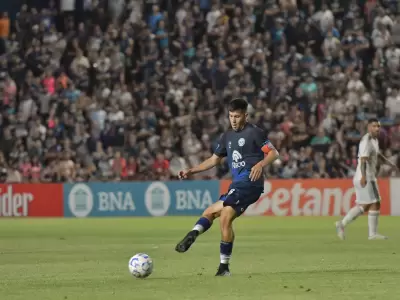 La Lepra no pudo ante Riestra.