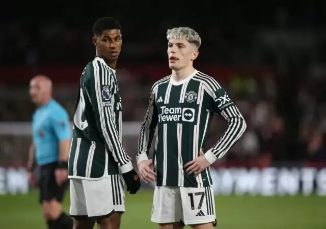 Garnacho y Rashford en el centro de la pol�mica.