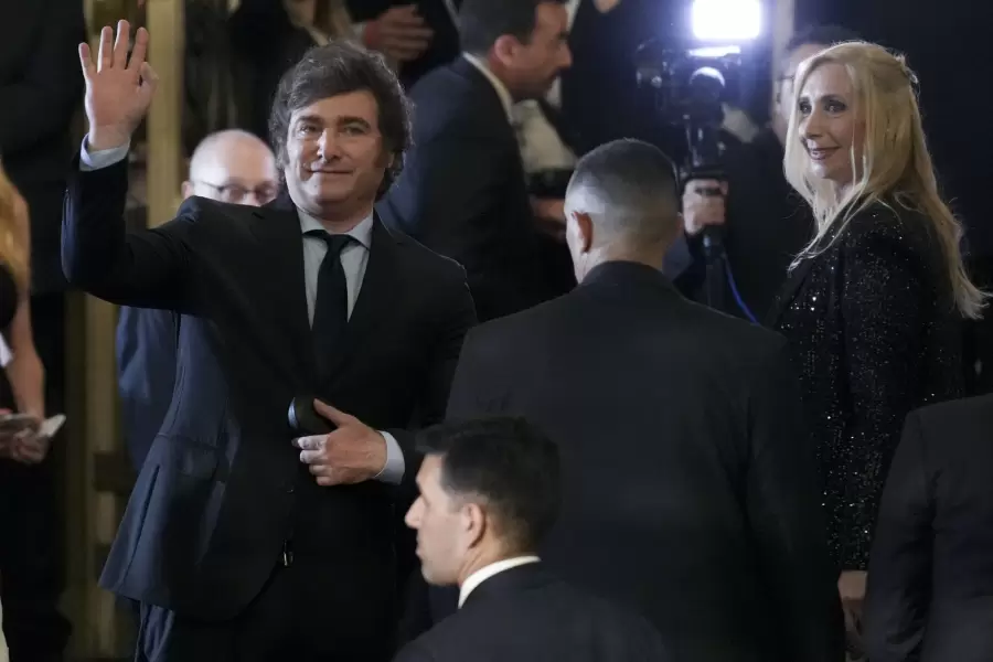 "Hay políticos que no encuentran un armado estructural que tenga que ver con lo que le van a presentar al ciudadano" (A. Urios)