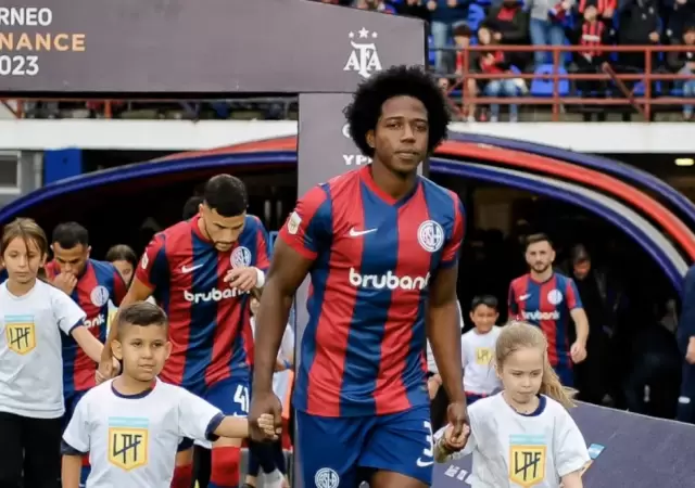 Carlos La Roca S�nchez ser�a el m�nager del club