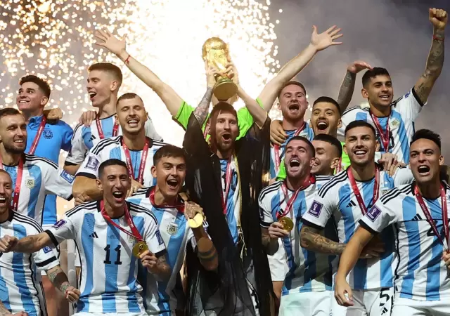 La Selecci�n argentina, en la cima del mundo.