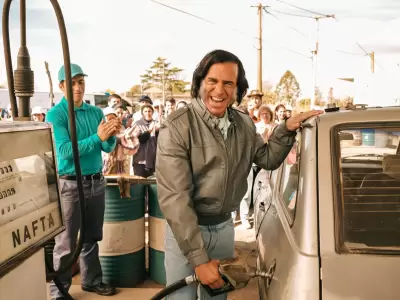 Leo Sbaraglia es Carlos Sa�l Menem.