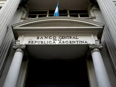 La tenencia neta de reservas del BCRA pas� de US$ -4.300 millones a US$ -6.900 millones