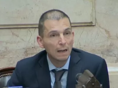El Tribunal de �tica de la UCR lo ech� a Picat por blindar el veto de Milei contra los jubilados.