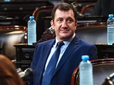 El exsenador no ser� restituido en su banca.