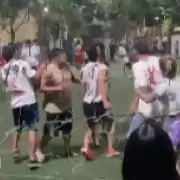 Caos en un partido de fútbol: disparó un arma en medio de una pelea por un córner